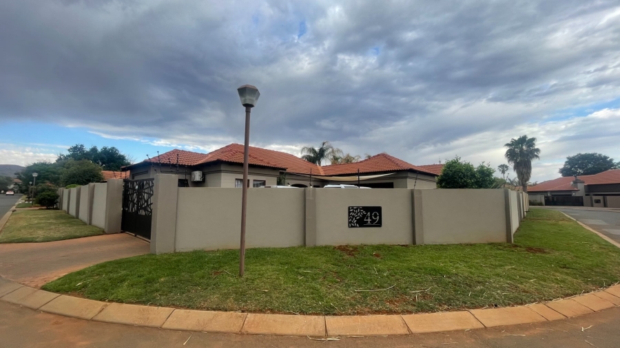 3 Bedroom Property for Sale in Melodie North West